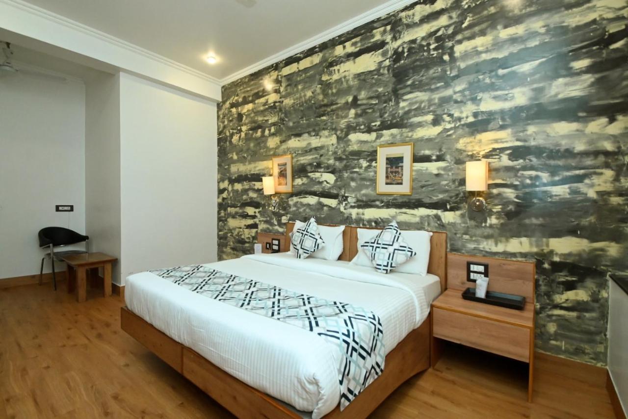 Hotel Yulia- Le Amour Inn Jaipur Ngoại thất bức ảnh