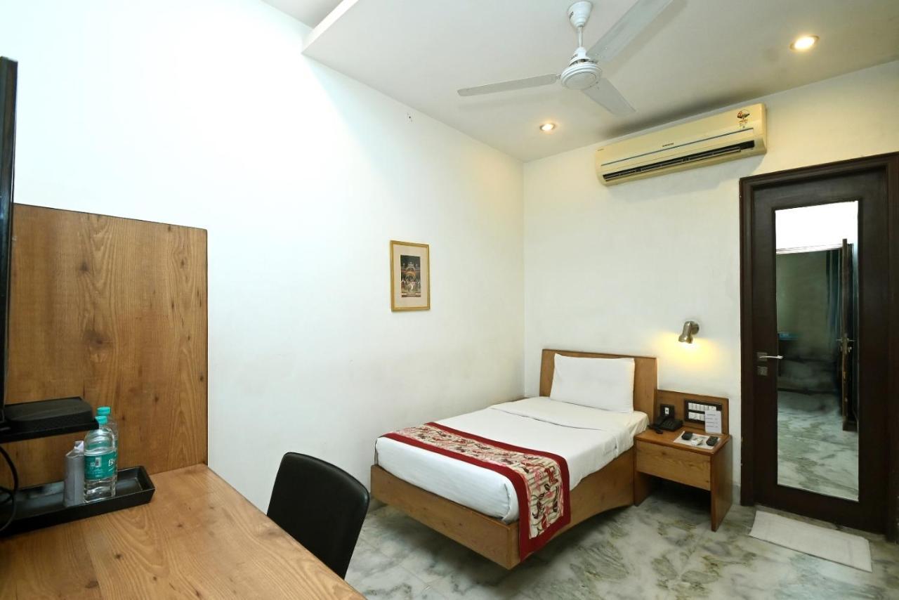 Hotel Yulia- Le Amour Inn Jaipur Ngoại thất bức ảnh