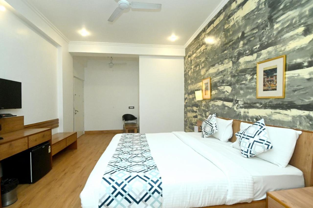 Hotel Yulia- Le Amour Inn Jaipur Ngoại thất bức ảnh