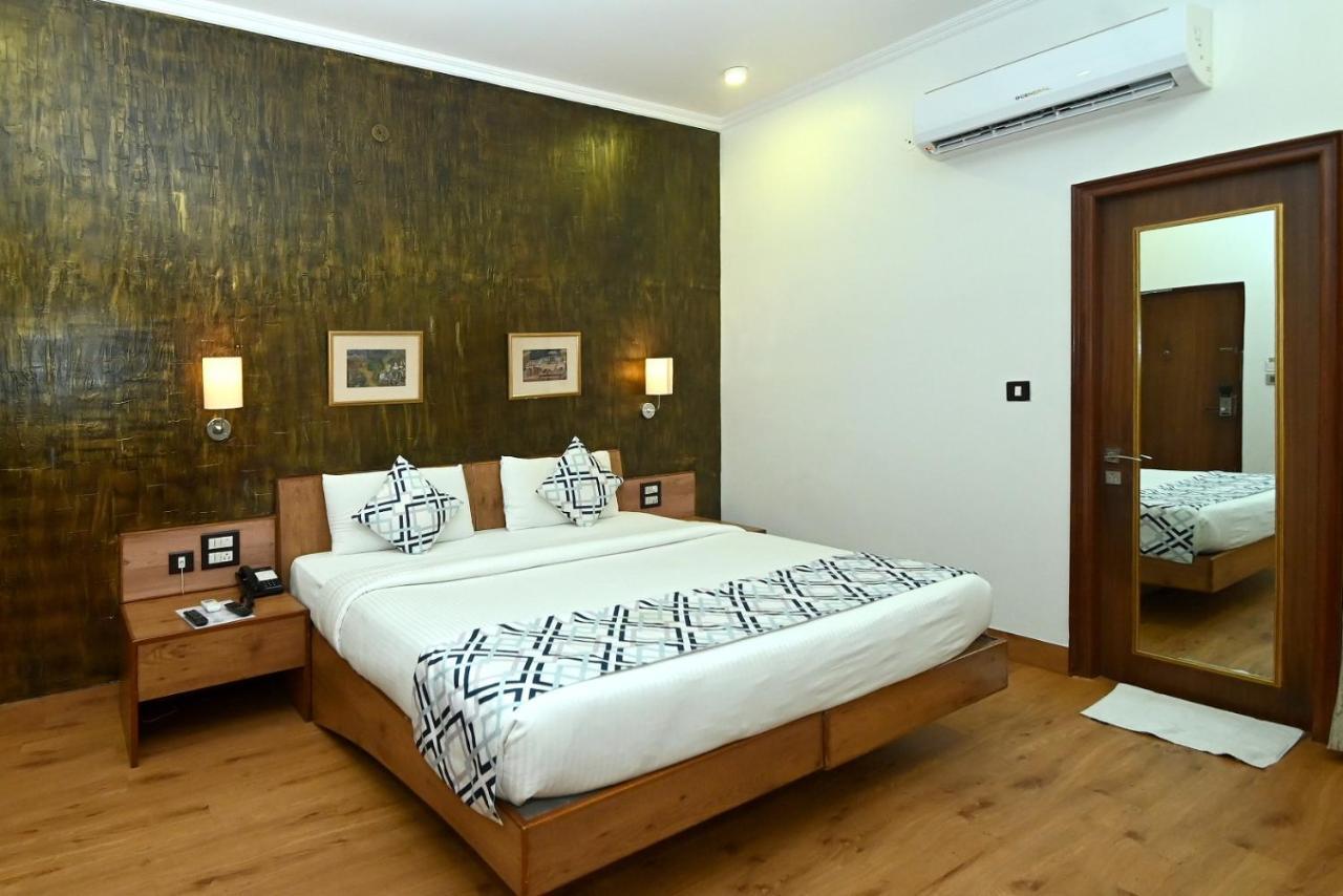 Hotel Yulia- Le Amour Inn Jaipur Ngoại thất bức ảnh