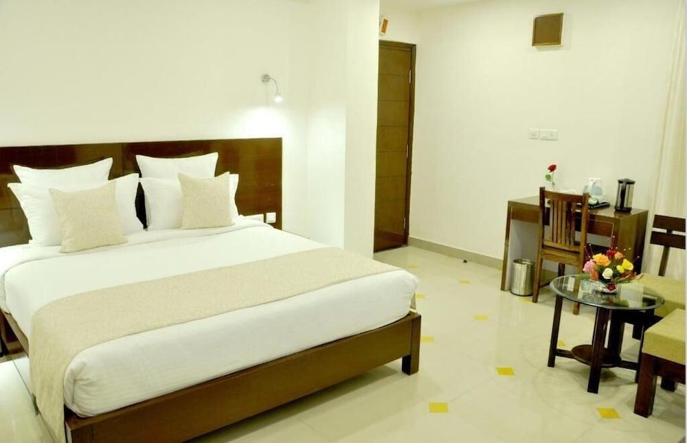 Hotel Yulia- Le Amour Inn Jaipur Ngoại thất bức ảnh