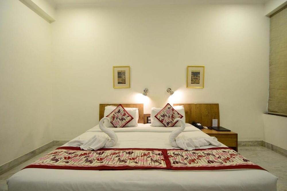 Hotel Yulia- Le Amour Inn Jaipur Ngoại thất bức ảnh