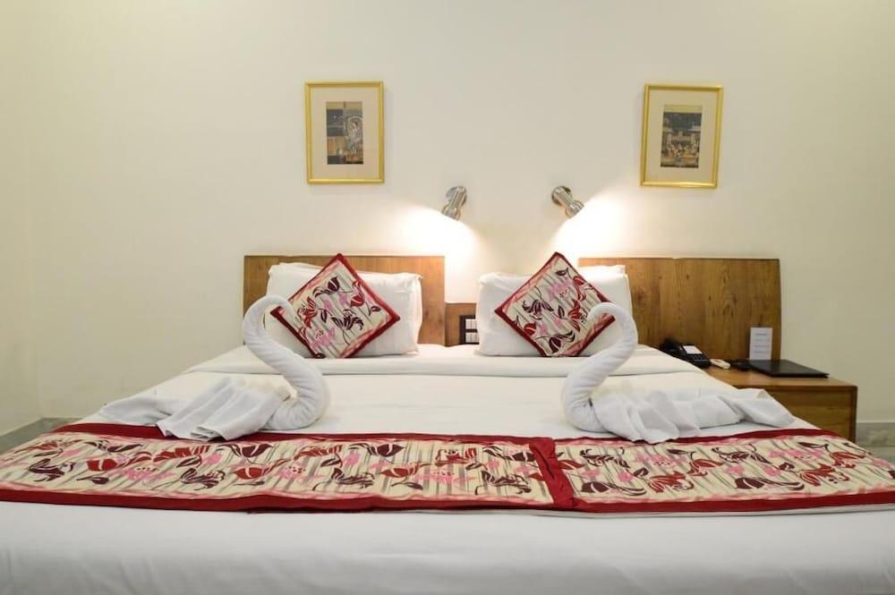 Hotel Yulia- Le Amour Inn Jaipur Ngoại thất bức ảnh